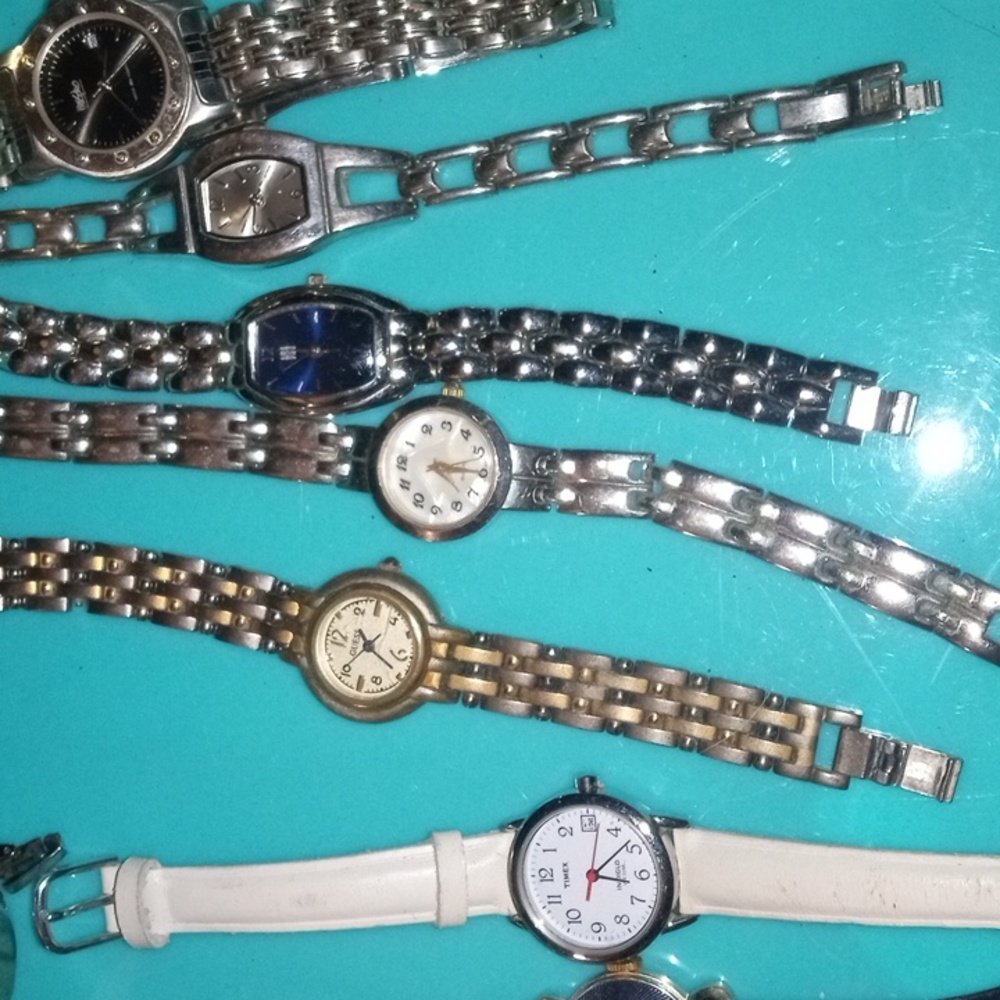 Watches - Picture 4 of 4